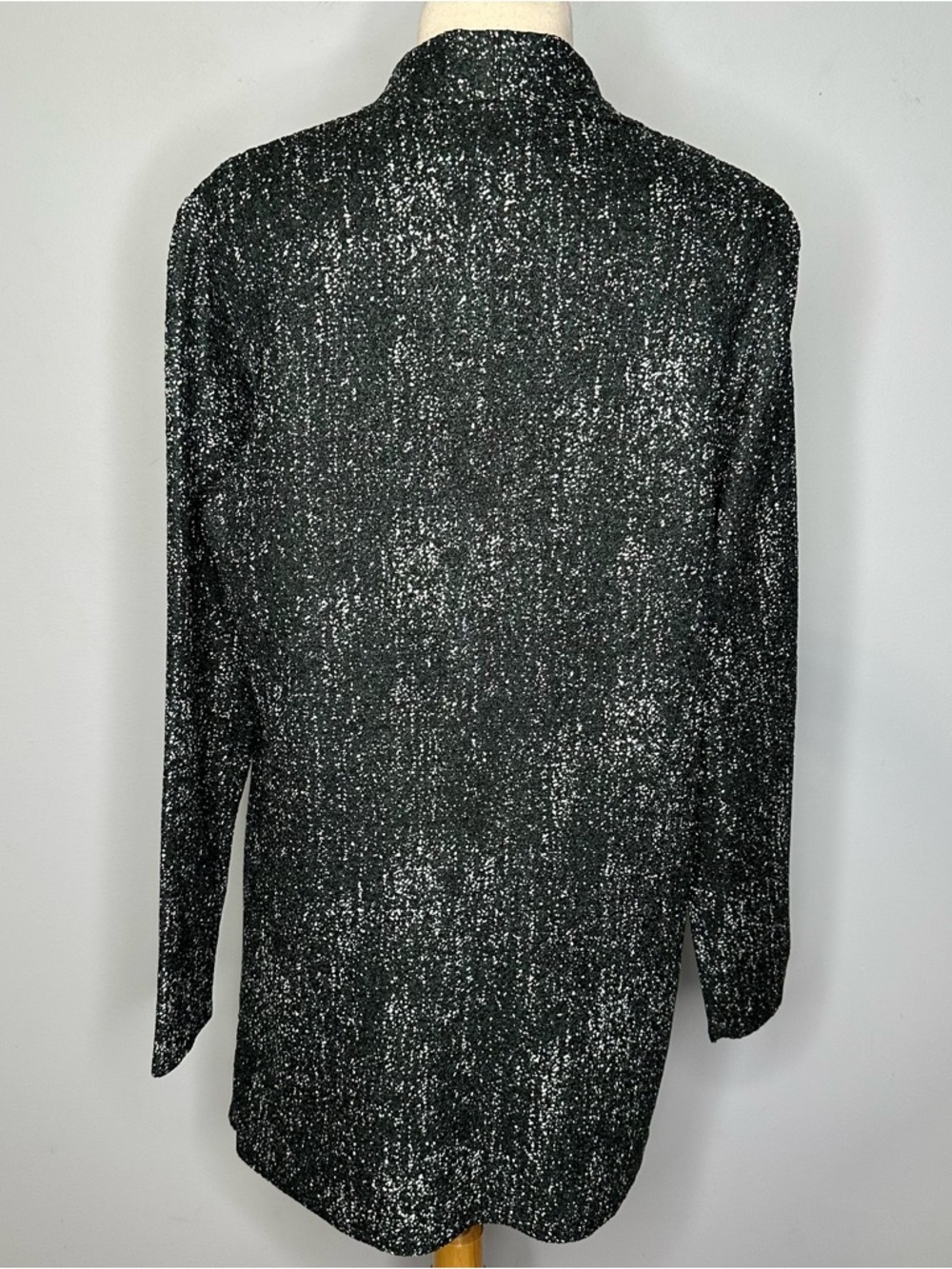Travelers By Chico’s Green Crinkled Open Cascading Front Lightweight Jacket 2 - Picture 3 of 11